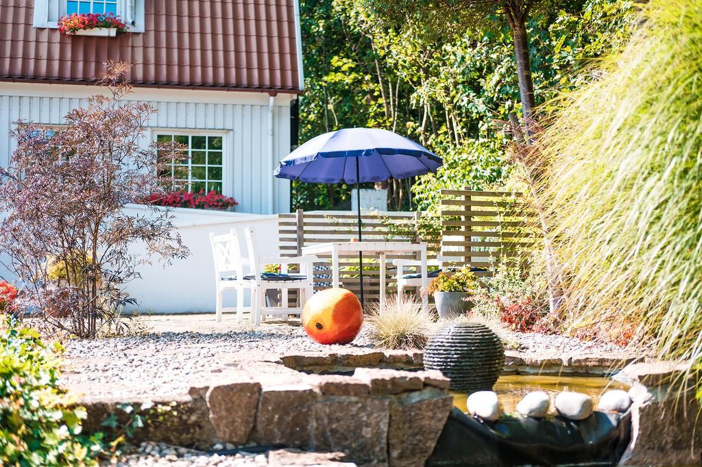 Agda Lund Bed & Breakfast Kivik Eksteriør billede