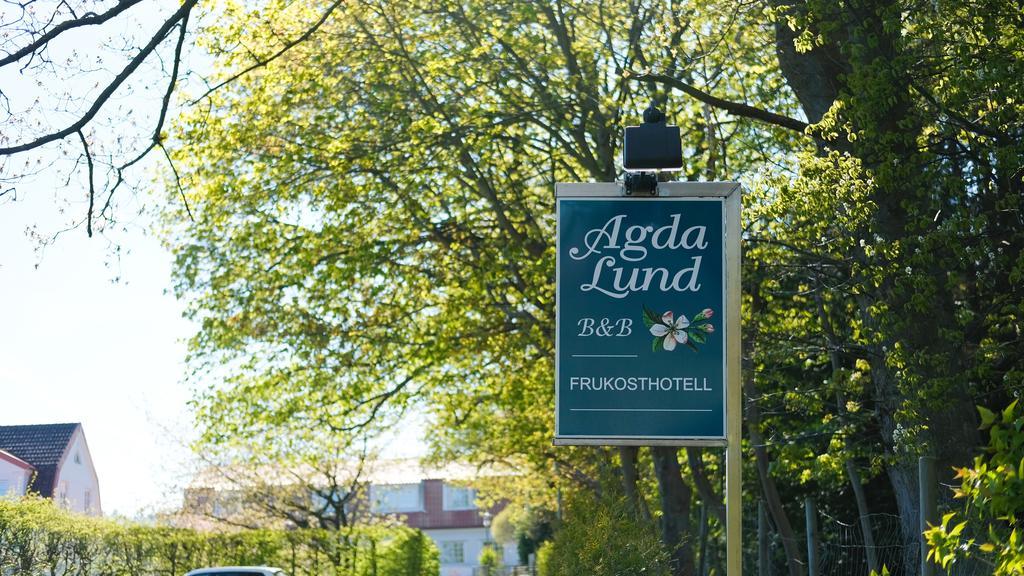 Agda Lund Bed & Breakfast Kivik Eksteriør billede